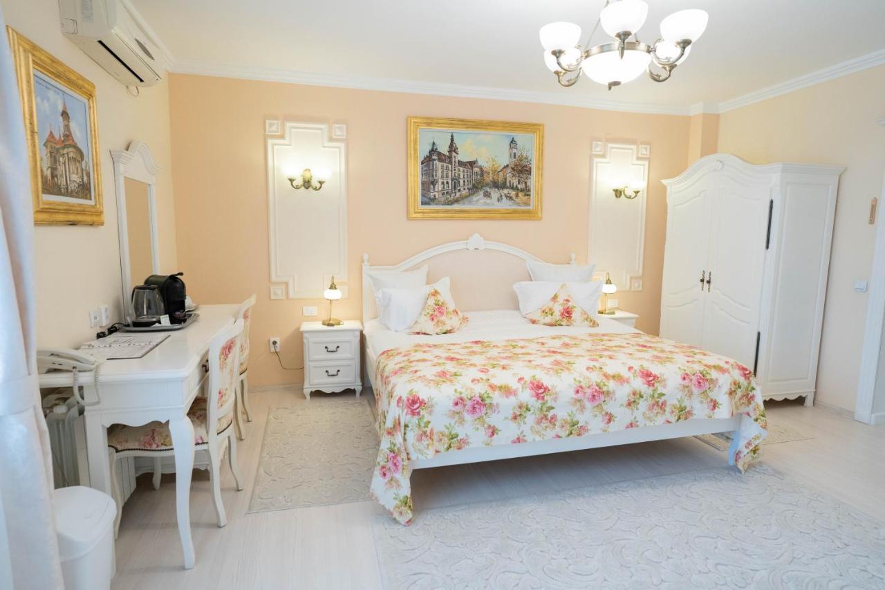 Villa Alice Сучеава Екстериор снимка