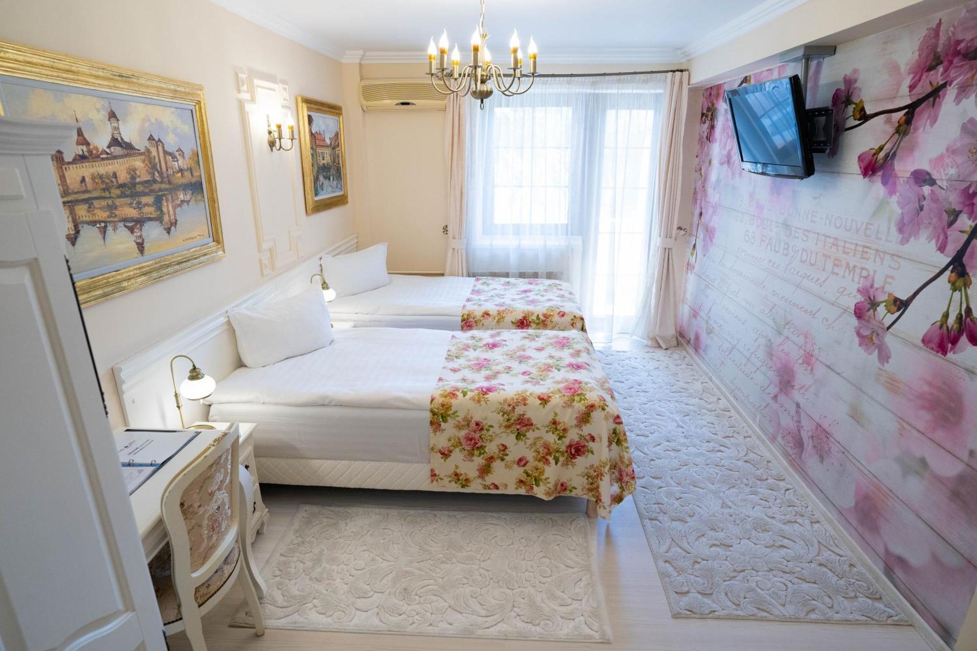 Villa Alice Сучеава Екстериор снимка