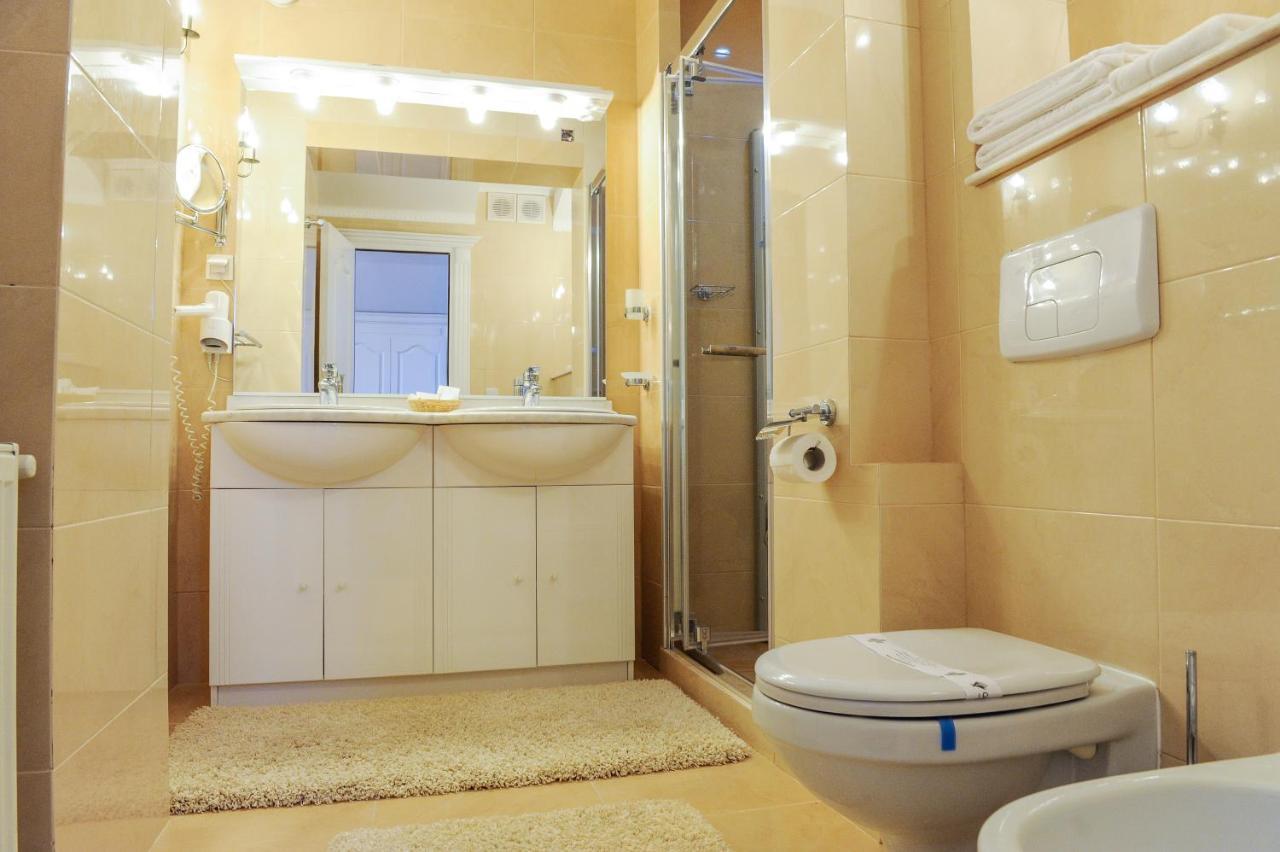 Villa Alice Сучеава Екстериор снимка
